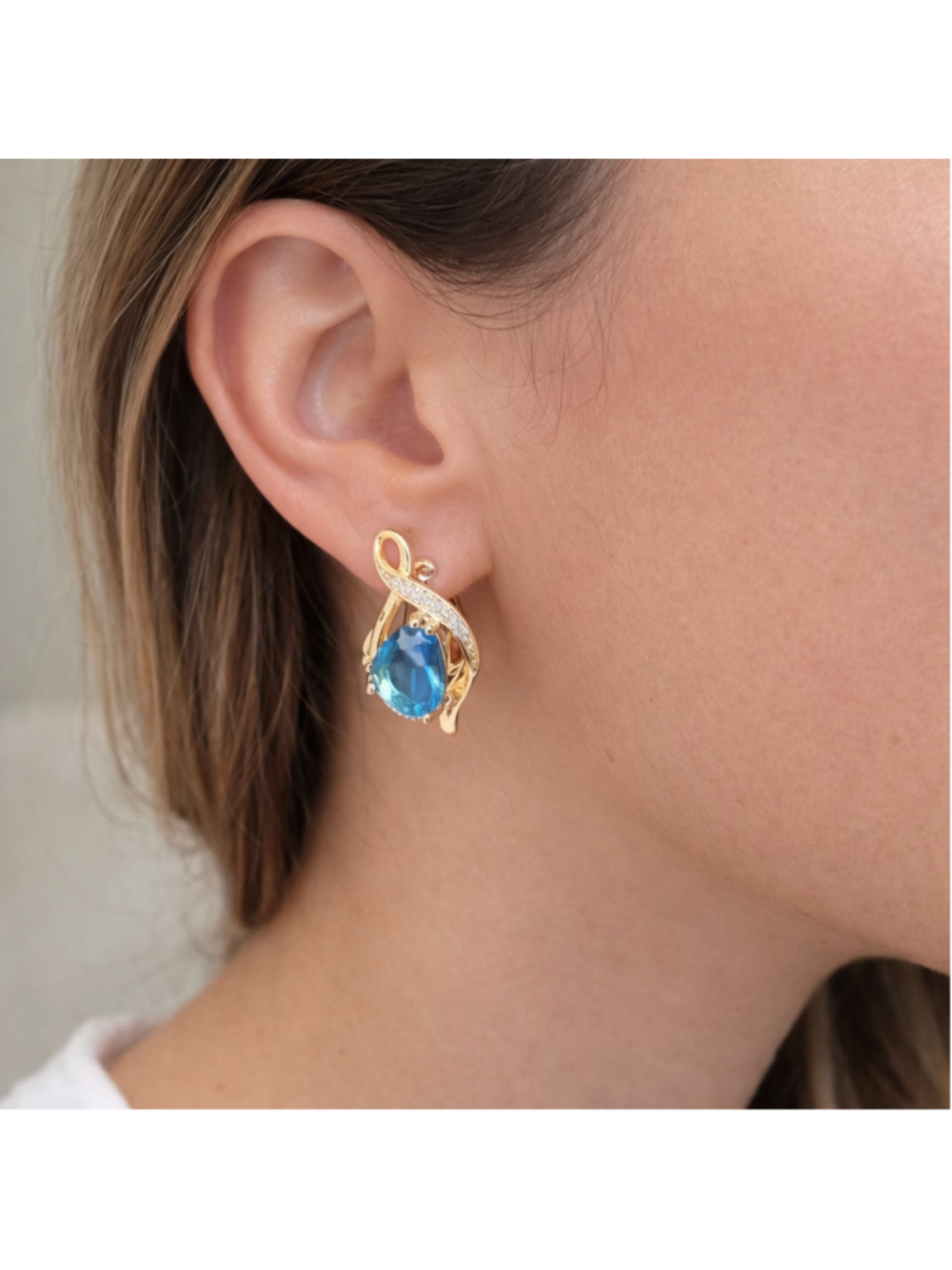 14K Gold Plated Women's Aqua Blue Crystal Oval Stone & Diamond Earrings New